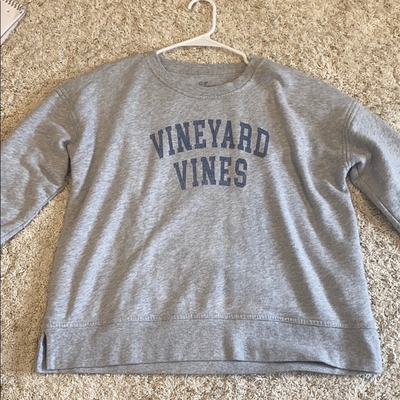 Vineyard Vines Sweaters - vineyard vines crewneck sweatshirt-size medium